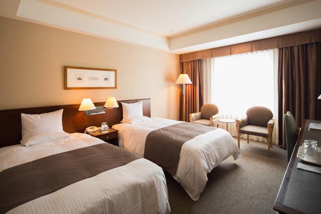 Rembrandt Hotel Ebina Exterior foto